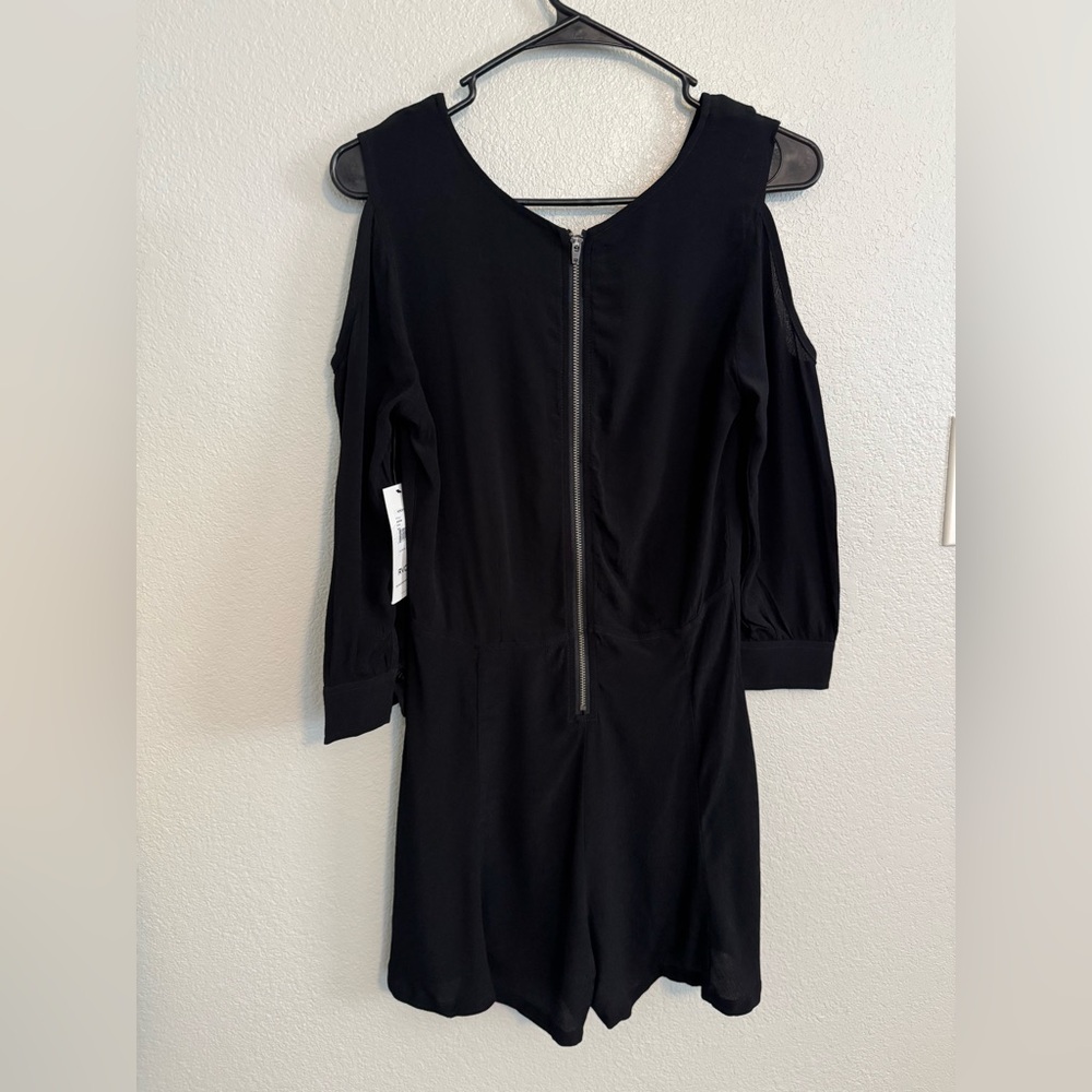 NWT RVCA Black Cold Shoulder Romper - Picture 3 of 4